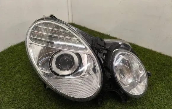 Mercedes-Benz E W211 Headlight/headlamp