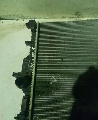 Ford Focus Coolant radiator