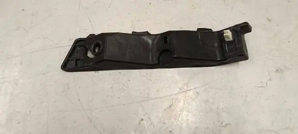 KIA Sportage Front bumper mounting bracket 86516F1000