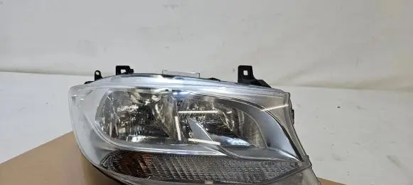 Mercedes-Benz Sprinter W907 W910 Headlight/headlamp A9109060100