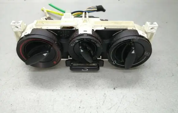 Seat Toledo II (1M) Climate control unit