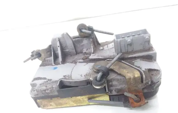 Peugeot 406 Front door lock PBTL1