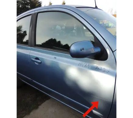 Nissan Micra Front door VH2R