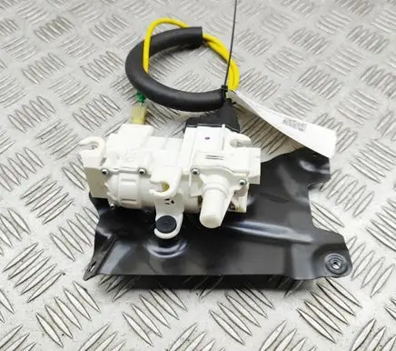 BMW 8 G16 Front door soft close latching motor 5A36EC4