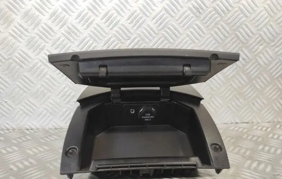 Ford Tourneo Glove box ET76R04694