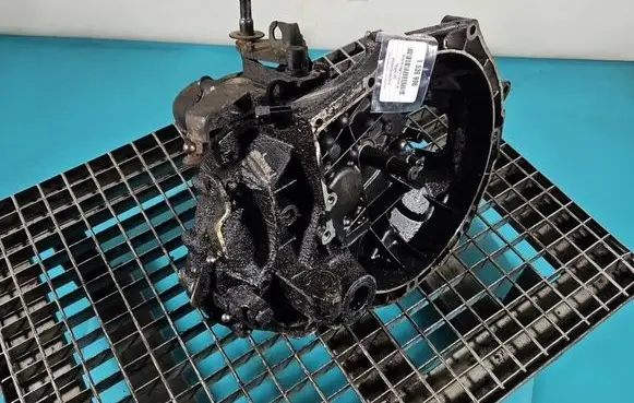Peugeot 206 Manual 5 speed gearbox 20CQ06 IMPRK1539996