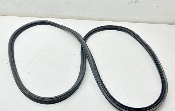 KIA Optima Trunk rubber seal (body) 87321D4300