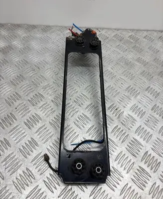BMW 5 E60 E61 Air suspension valve block 