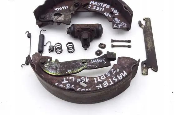 Renault Master II Front brake disc dust cover plate 