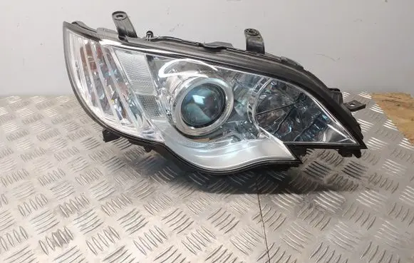 Subaru Outback Headlight/headlamp