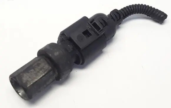 Sensor