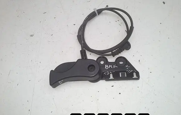 BMW 3 E92 E93 Engine bonnet (hood) release handle # 7221914