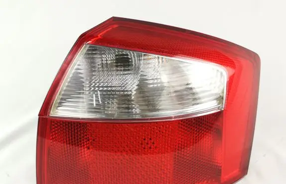 Audi A4 S4 B6 8E 8H Rear/tail lights 8E5945218 153930 153948