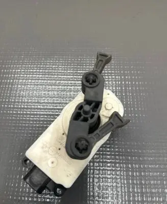 BMW iX Radiator active air flap actuator 9881646 5811R1001