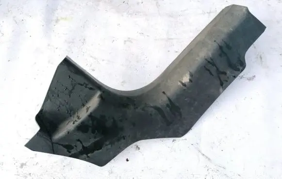 Opel Zafira B Front sill trim cover 13129335RH 322225228