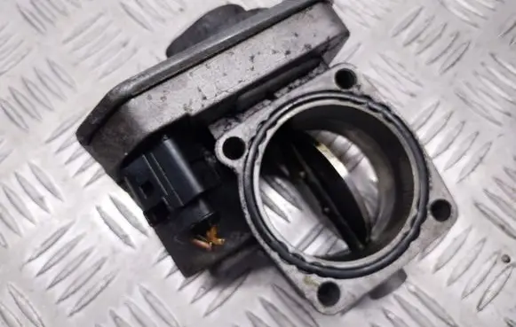 Opel Zafira B Throttle valve position sensor 
