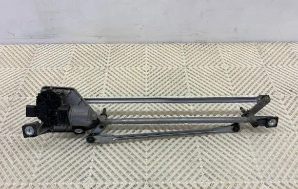 Front wiper linkage and motor