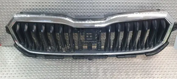 Skoda Scala Front grill 657853653B