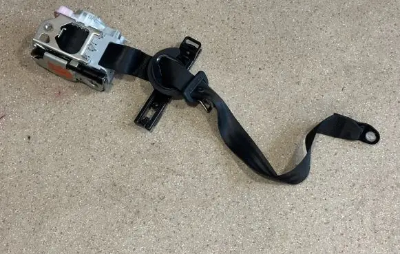 Audi Q7 4M Front seatbelt 4M0857706B