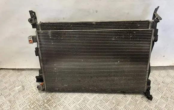Nissan Qashqai+2 Front bodywork piece 
