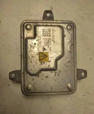 Volvo C30 Headlight ballast module Xenon 130732926901 10EEG111400 1201VDC43V