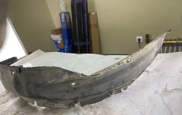 Mitsubishi Pajero Sport I Front wheel arch liner splash guards