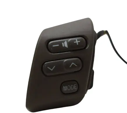 Steering wheel buttons/switches
