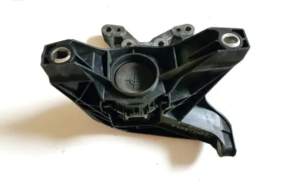 Opel Grandland X Engine mount bracket 84624770 091622 008956