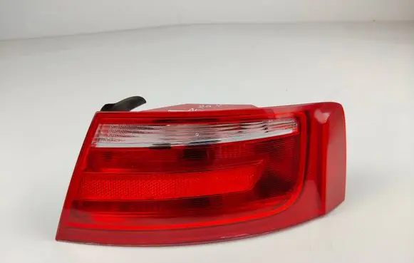 Audi A5 8T 8F Rear/tail lights 8T8945096