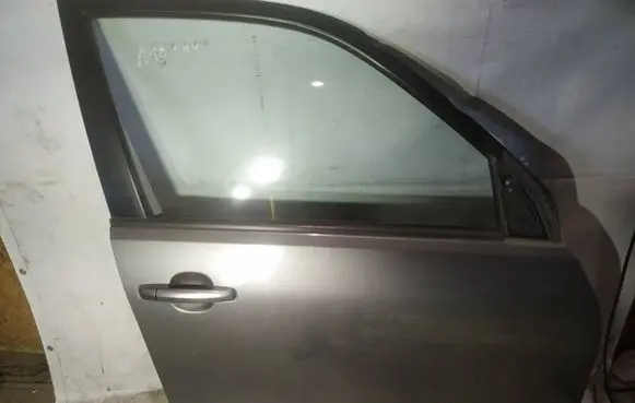 Suzuki Grand Vitara II Front door pilkos