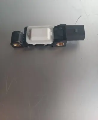Audi A8 S8 D3 4E Airbag deployment crash/impact sensor 4B0959643E 0232H212E9QZ