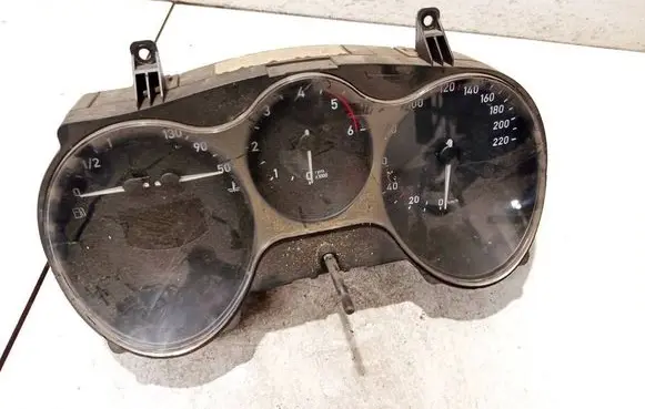 Speedometer (instrument cluster)