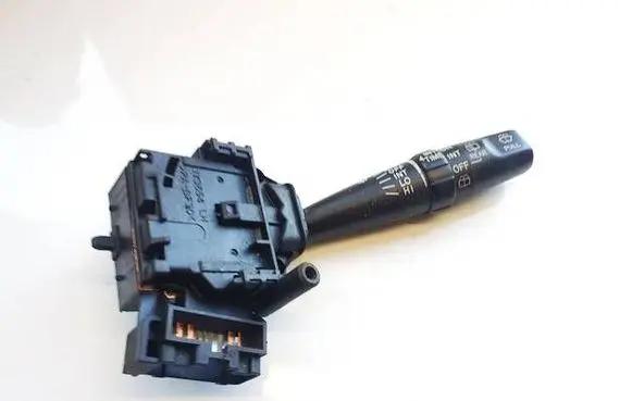 Toyota Avensis T220 Wiper control stalk 173654lh