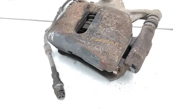 Volkswagen PASSAT B8 Front brake caliper