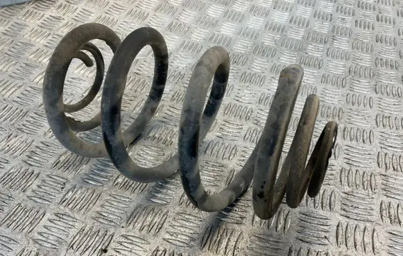 Opel Vivaro Rear coil spring
