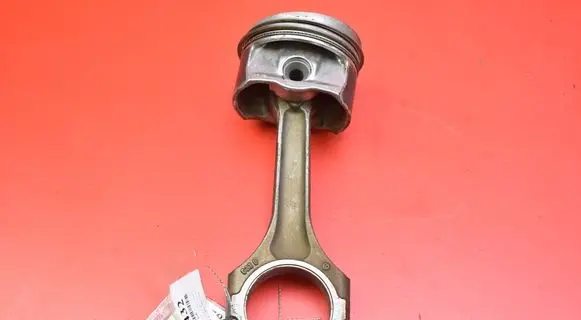 Volkswagen PASSAT B6 Piston 86L90