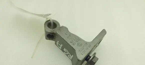 Volkswagen Golf VII Rear door lower hinge 8K0831402K