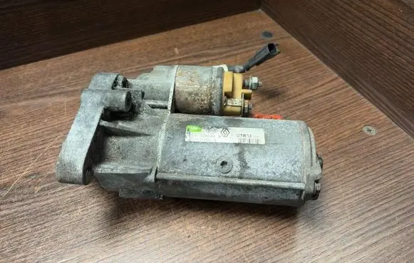Renault Master II Starter motor 8200634602 8200634602B