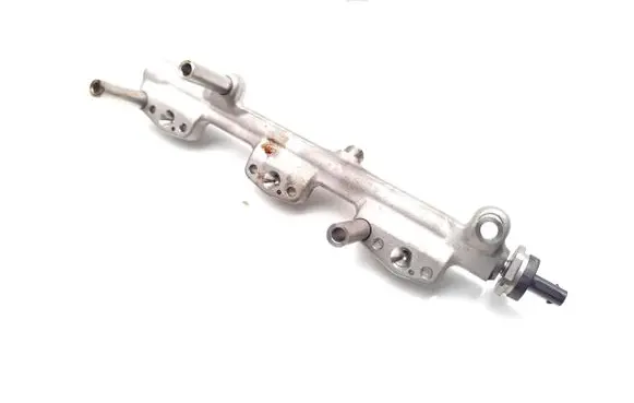 Mini One - Cooper F56 F55 Fuel main line pipe 14018510 DE14018510