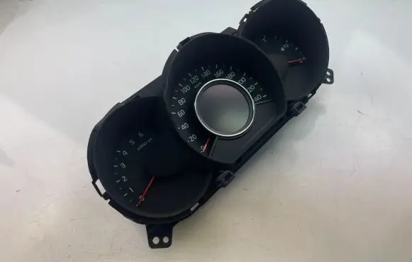 KIA Ceed Speedometer (instrument cluster) 94003A2323