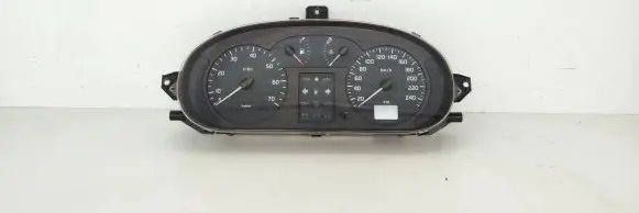 Renault Scenic I Speedometer (instrument cluster) P8200071820 NS02693726 21658869