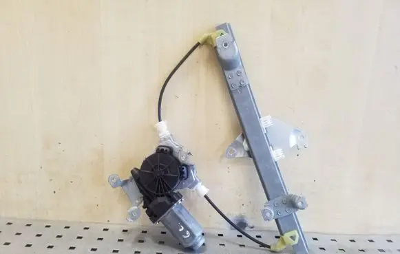 Nissan Qashqai Rear door window regulator with motor 402191A P119766