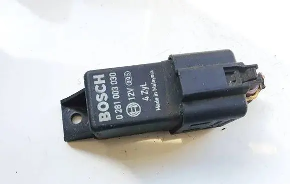 Honda FR-V Glow plug pre-heat relay 0281003030