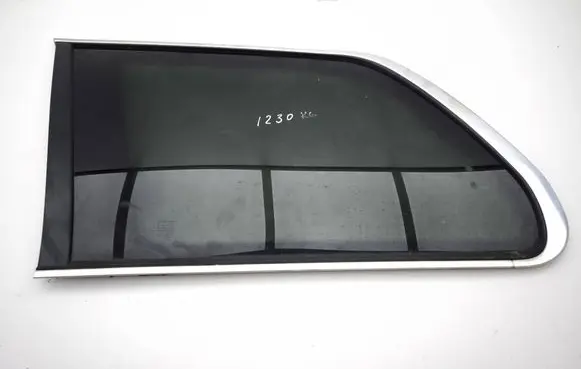 Volvo XC90 Rear side window