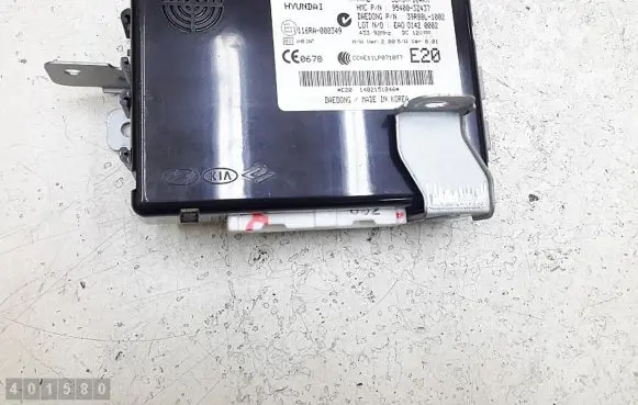 Hyundai i40 Engine control unit/module 954003z437