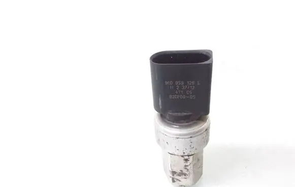 Air conditioning (A/C) pressure sensor