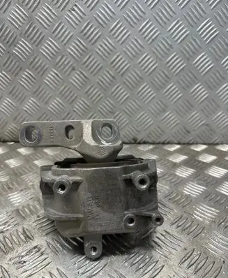 Volkswagen Touran II Engine mount bracket 1K0199556