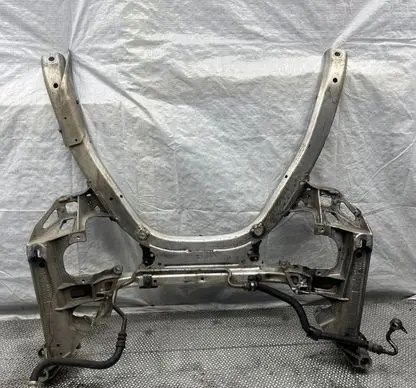 BMW 5 E60 E61 Front subframe 6759461