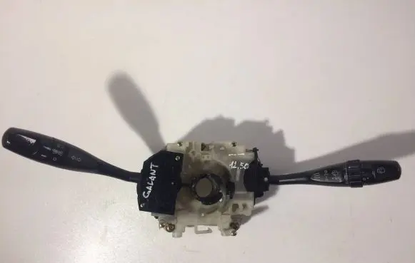 Mitsubishi Galant Wiper turn signal indicator stalk/switch 17A066