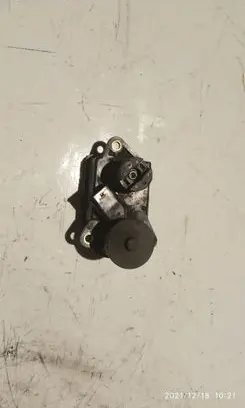 Mercedes-Benz Sprinter W906 Intake manifold valve actuator/motor A6401500494